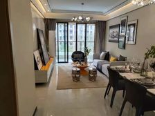 湾里爱琴海旁6千不到的洋房,南北通透读2中哦!