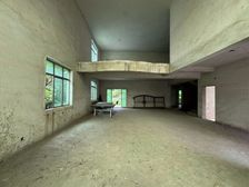 庆峰花园大独栋别墅毛坯5房,中间安静位置送300平方大花园