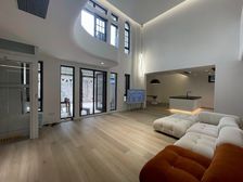 徐泾豪宅的天花板。出来就是秒杀独栋。小区品质嘎嘎好!次新房!