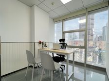 越秀甲级写字楼,精装修,拎包用办公室! 50-150平