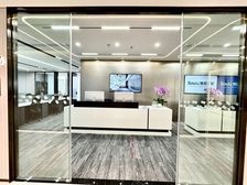 攀成钢地铁口(800平汇信财富)电梯口新出品!适合各种行业