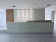 西二旗地铁站 数码科技广场500平 大前台精装修 落地窗采光