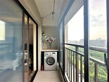 纯14年商品房,烫金地段,价钱可谈,送50 地下产权车位