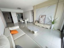 东方天城!业主出国旅游来电送车位)人医顺盈旁 笋盘!业主诚心