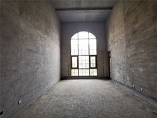 专卖别墅 联排别墅 毛坯 私家花园 带7米挑空大厅 老本