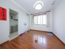 低总价,全明户弄,采光充足,满五税少,看房方便,诚心出售