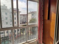 正南 三林世博家园(板泉路2000弄) 2室1厅