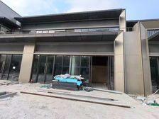 河埒口万达对面纯一楼通燃气小金铺,带租约,租金9万,准现房