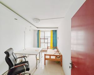 环山路低楼层好房全明户型业主诚心出售