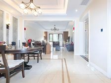 枫丹壹号(二期)视野好叠拼别墅停车方便诚心出售