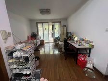 一楼带花园的来啦 南北两房 产权清晰 简单装修可拎包入住