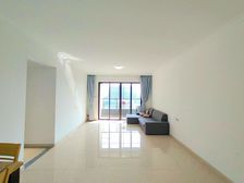 满二 次新小区 产权清晰 双卫生间 交通便利 正南朝向