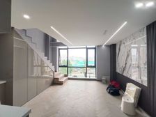 新增钻石湾 次新房 中间楼层 近地铁 双卫生间 精装好房急售