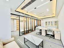 中坝地铁口!29.9平精装2隔间8工位 万和中心 壹方里