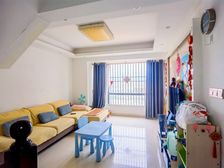 锦地繁花 购物方便 南向采光好 小三房