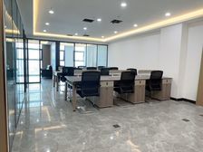 永恒名座大厦 170平 家具全齐 采光无敌布局方正 楼下地铁