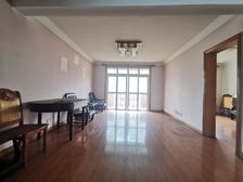 春满园B区 139.36平3居 南北向简装修 安静不临街