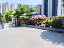 超大赠送 正朝南 实得320 地铁口 220平大花园