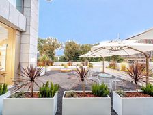 独享私家露台精装丨24H空调迎宾大道地铁口丨一品天下商圈