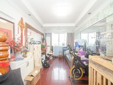 精装修复式带阁楼+东边套全明户型+店长,急,急,急