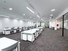 特价急租 双井三环边 富力中心 乐成中心 精装修带家具 佳龙