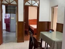 中间楼层,三房一厅,两个南房间,采光好,适合刚需。