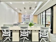 租金减负丨原公摊丨月租7K拿下3隔间16工位!无空调加时费