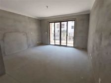 墅区级别高端电梯洋房 总高五层 清水毛坯 大三居 钥匙房