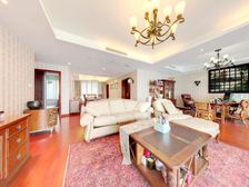 玲珑湾四区一线全湖景,横厅通透大平层,朝南观湖10米+大阳台