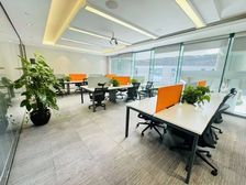 望京商圈 4元 150人工区 整层精装 可分割 正对电梯