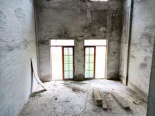 商品住宅 满五 车位充足 中间好楼层 南北通透 电梯房