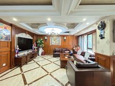 两江春城,2楼洋房,带花园,带车位