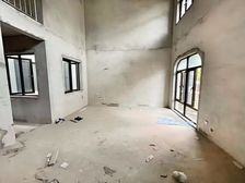 正南朝向 密度低 楼层好 满五 房龄新