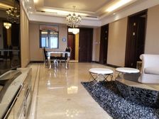 一号桥 协信公馆 附近 精装三房急卖 朝向中庭住家安静