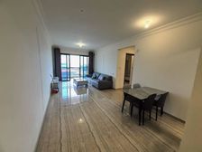 碧桂园翡翠郡 业主诚心出售 中层南向 精装家具齐全 拎包入住