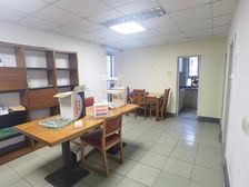 渝中科普大厦南向三居 满二简装中层住宅