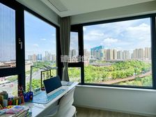 新上!正看环球视野开阔!全新精装,次新9成新!拎包入住!
