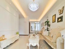 卓越东部蔚蓝海岸 95.79平4居 南向简装修 方便看房