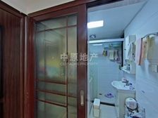 主卧朝南,独立电梯,小区中心位置,采光充足,精装修