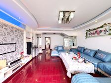 小区中庭位置,到华东比较近,很安静,采光也很好