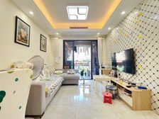 必看!必看!(尖货新上!)只此一套 商圈旁来电有惊喜