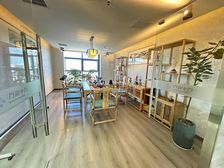 真价格!独立整层!年底特价出!户型方正带家具!园区配套齐全!