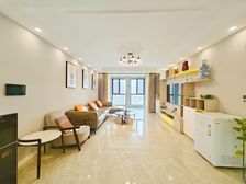 海马五期次新小区五十万现代装修,地暖中央空调必看好房户型合理