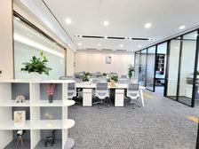 免佣选址 花牌坊地铁口 3隔间12卡位·全新打造·随时看房!