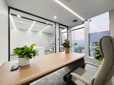 望京 融科望京中心179平 可注册拎包入住带家具