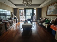 金杨标杆小区 09年欧式风格 电梯中区 平层四房 急售