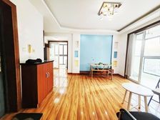 实房实图 (已有68位用户正在关注此房源)业主急售,热门