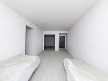 轻轨 荷岸晓风 清水毛坯 三房两卫 楼层好 采光好