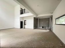 龙湖景粼原著一期合院,一手现房,下沉式庭院,地上三层地下两层