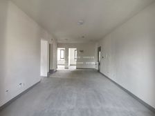 新上CBD海珀云庭干挂石材外立面,小高层 客厅朝阳